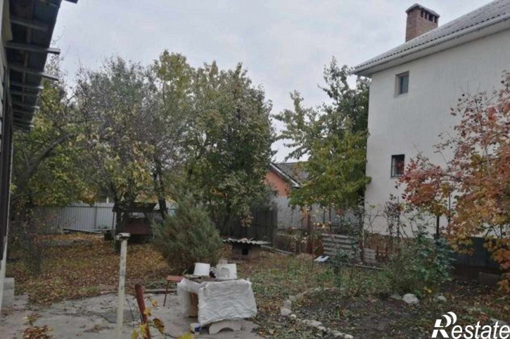 Коттедж/дом бульвар Комарова, 28