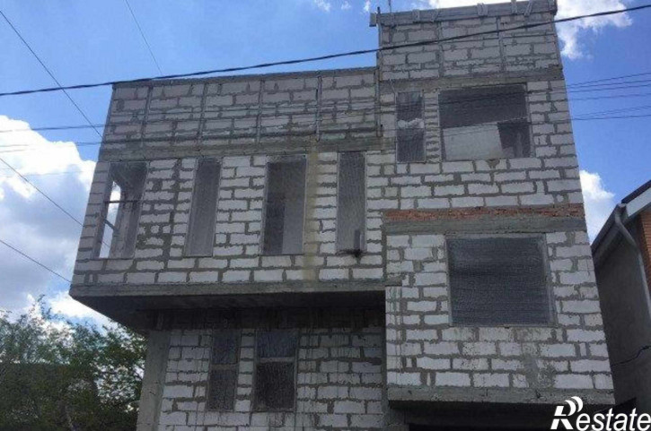 Коттедж/дом Краснокурсантская улица, 4