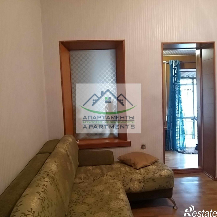 3-комн квартира Крайнего ул, 68