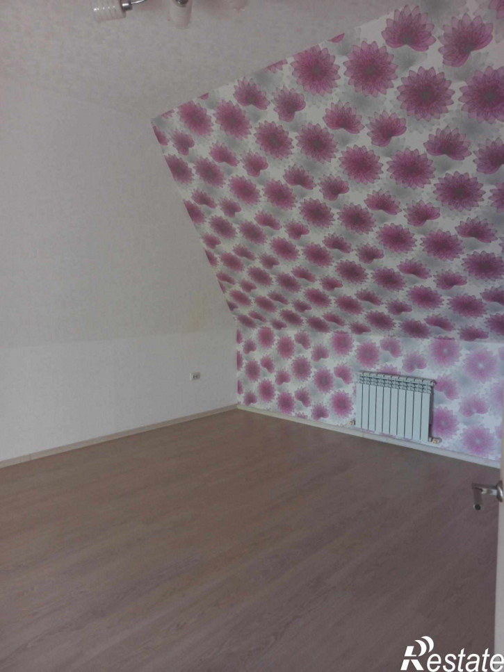 3-комн квартира Кулагина ул, 12