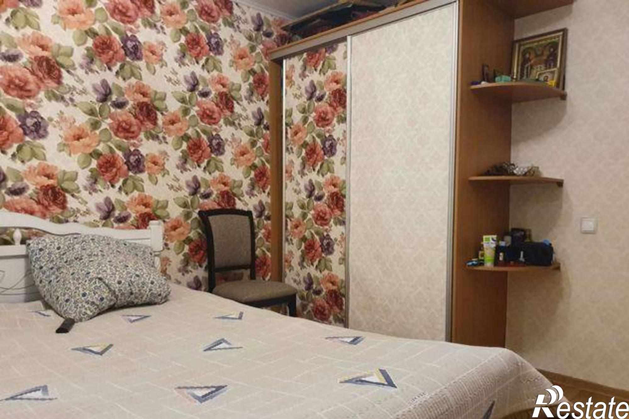 Купить квартиру за 2 300 000 рублей на улица Штахановского, 12/1