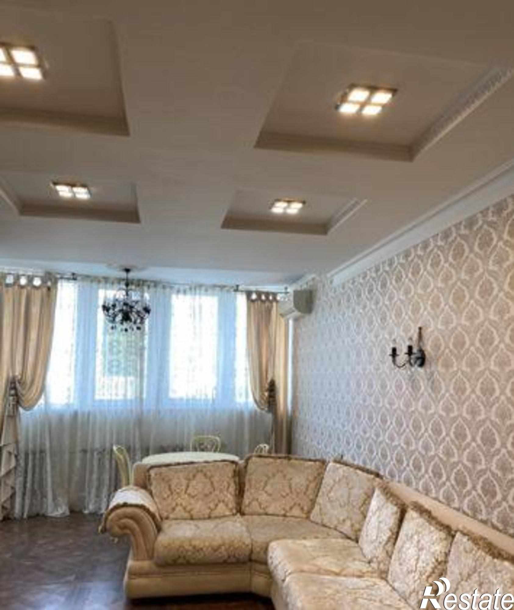Купить квартиру за 9 870 000 рублей на улица Закруткина, 2/2