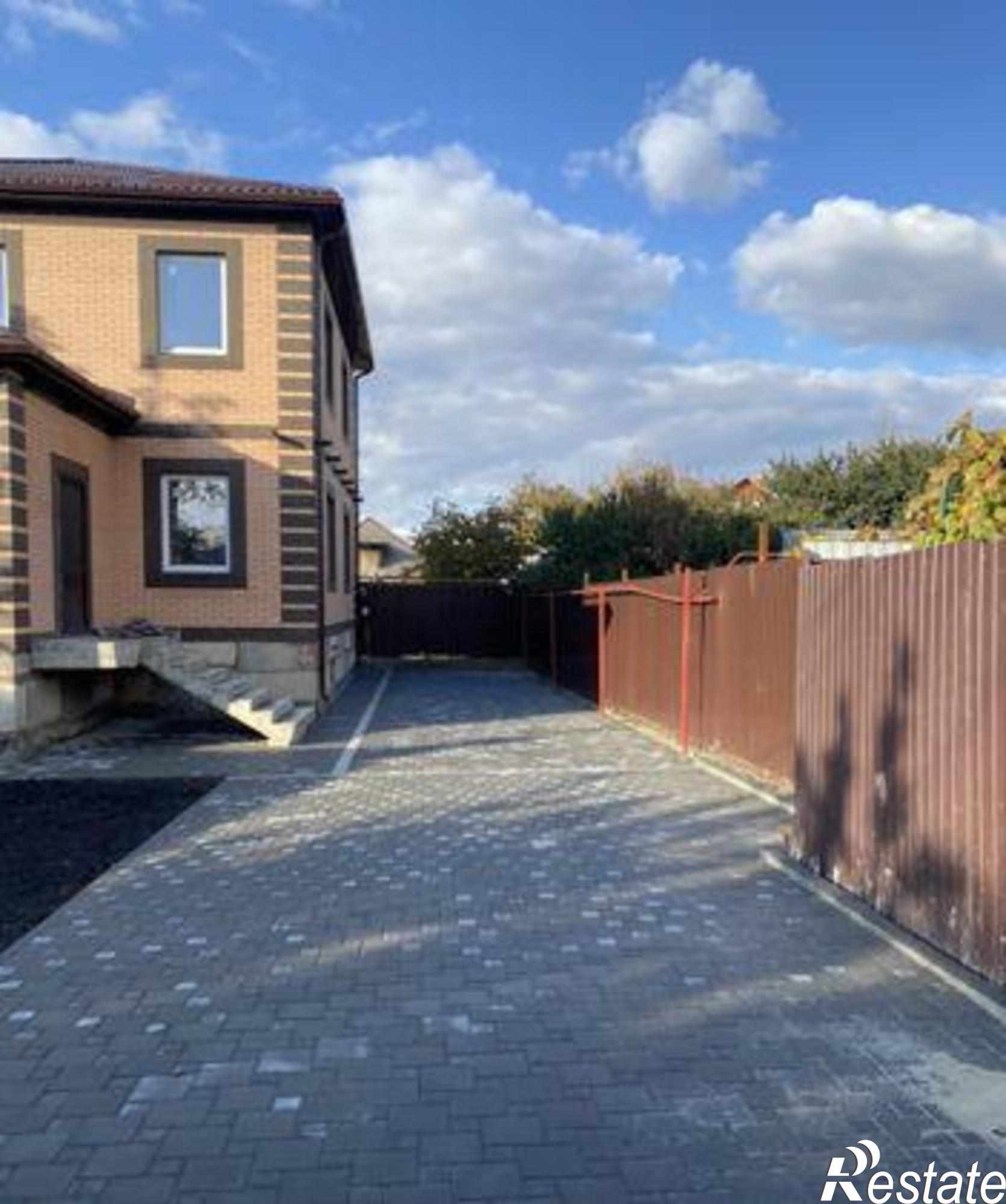 Купить дачу, дом, коттедж за 10 450 000 рублей на Чукотская улица, 22
