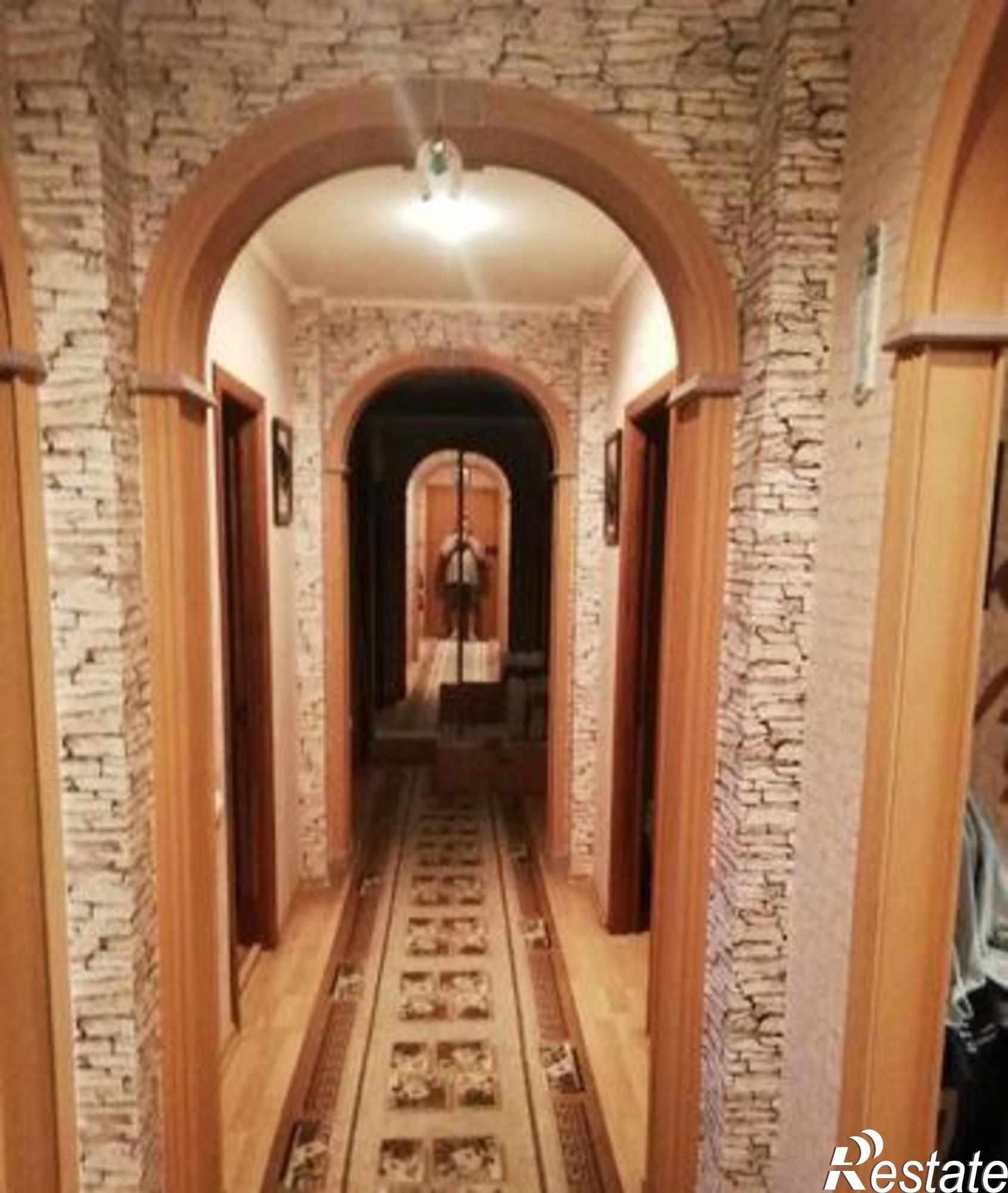 Купить квартиру за 5 640 000 рублей на улица Седова, 16