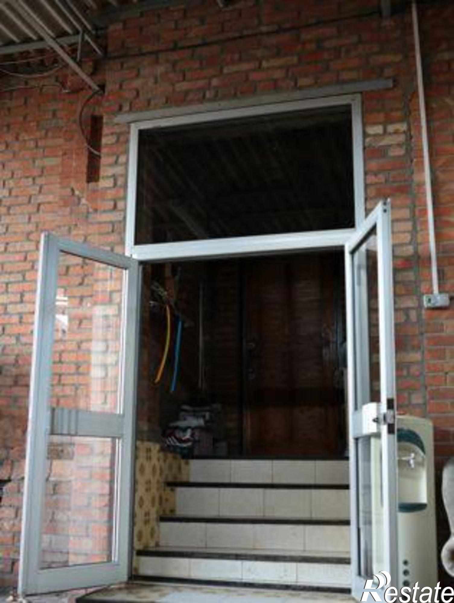 Купить дачу, дом, коттедж за 7 790 000 рублей на Чукотская улица, 17