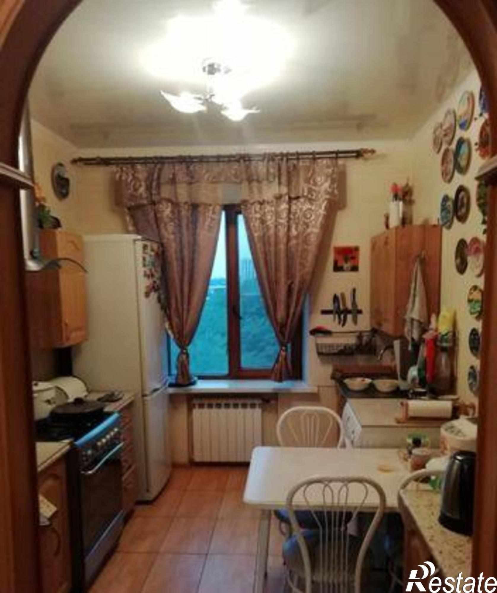 Купить квартиру за 5 640 000 рублей на улица Седова, 16
