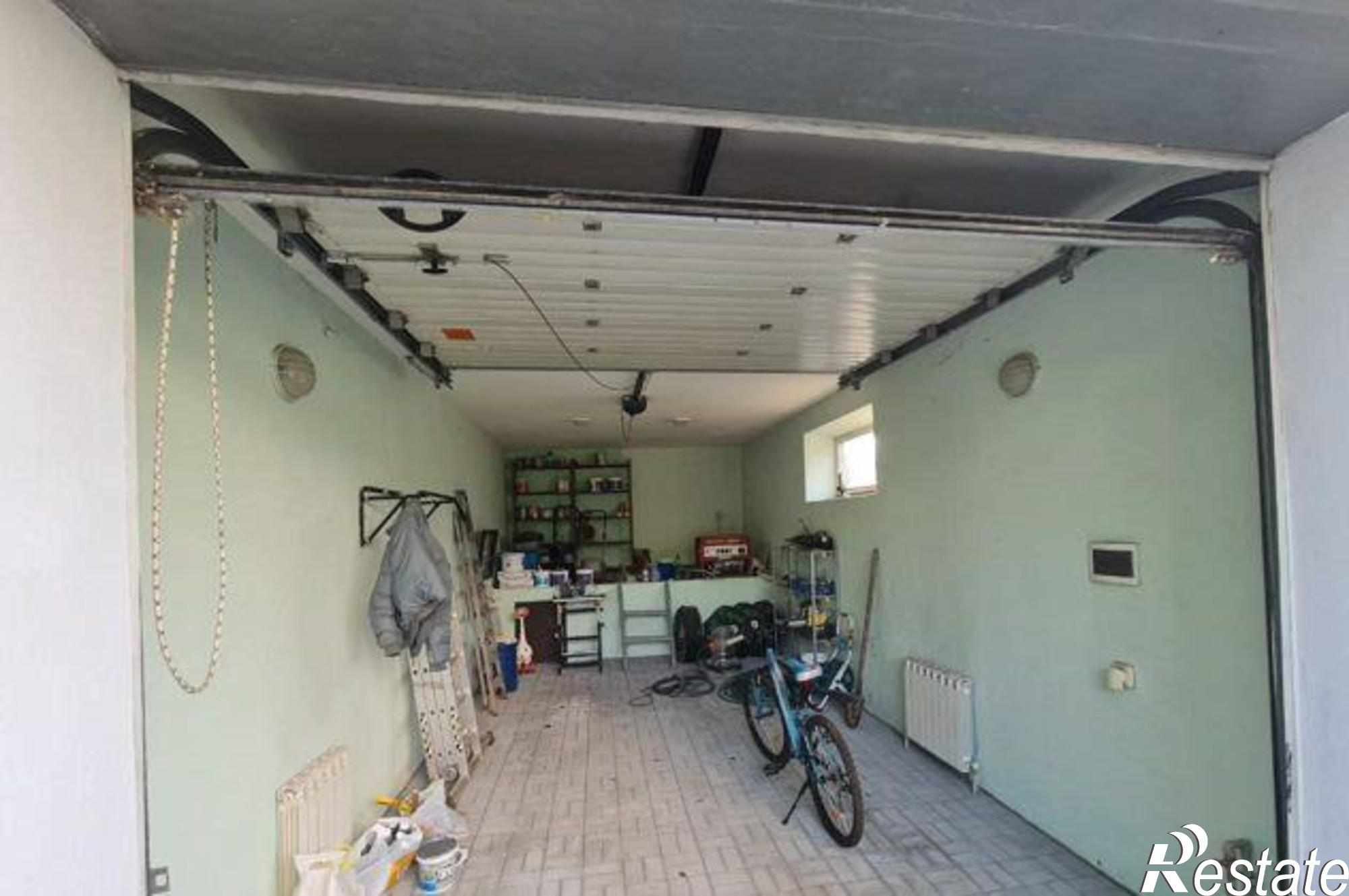 Купить дачу, дом, коттедж за 23 750 000 рублей на переулок Ярошенко, 12