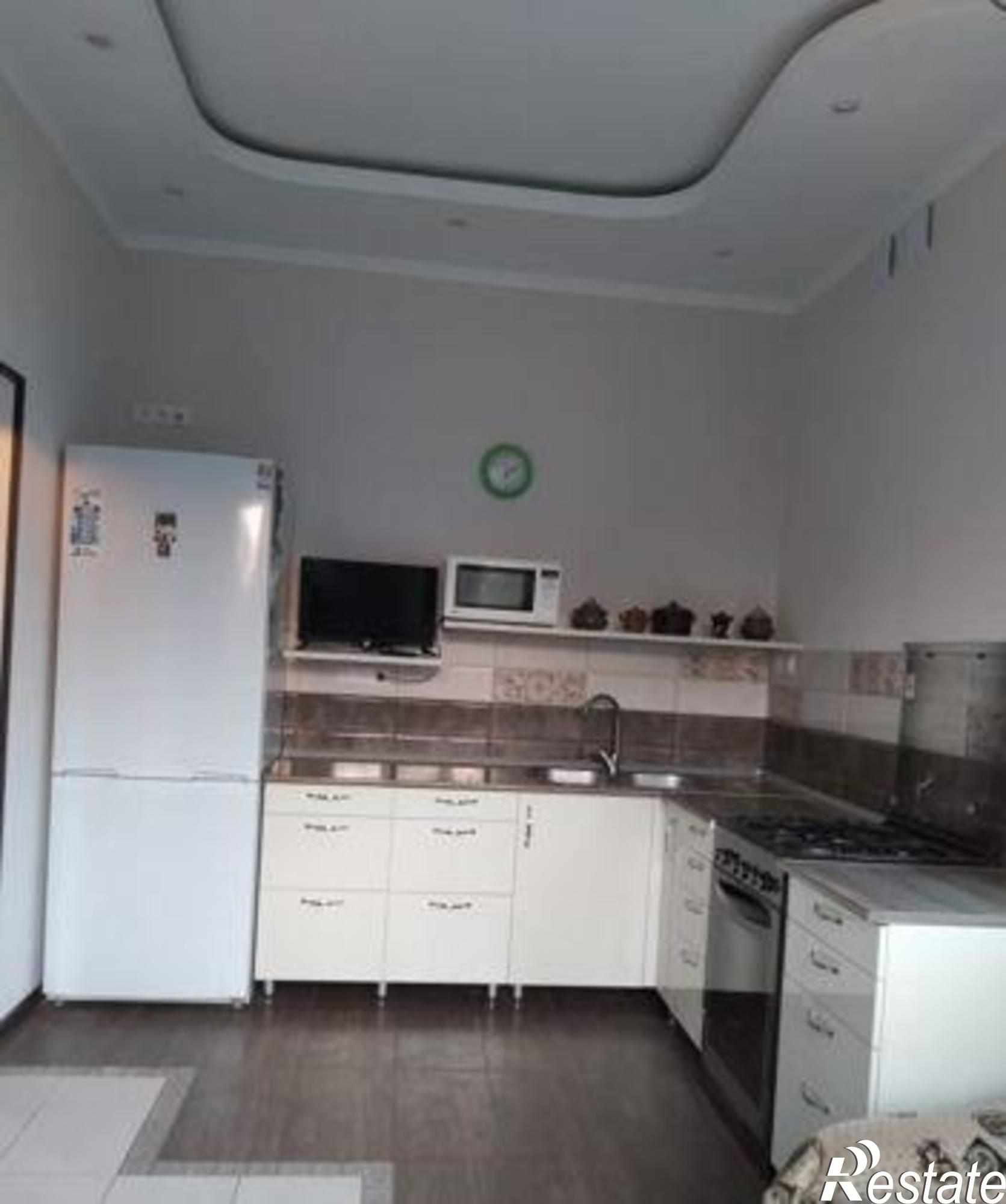Купить дачу, дом, коттедж за 12 350 000 рублей на Брусничный переулок, 5