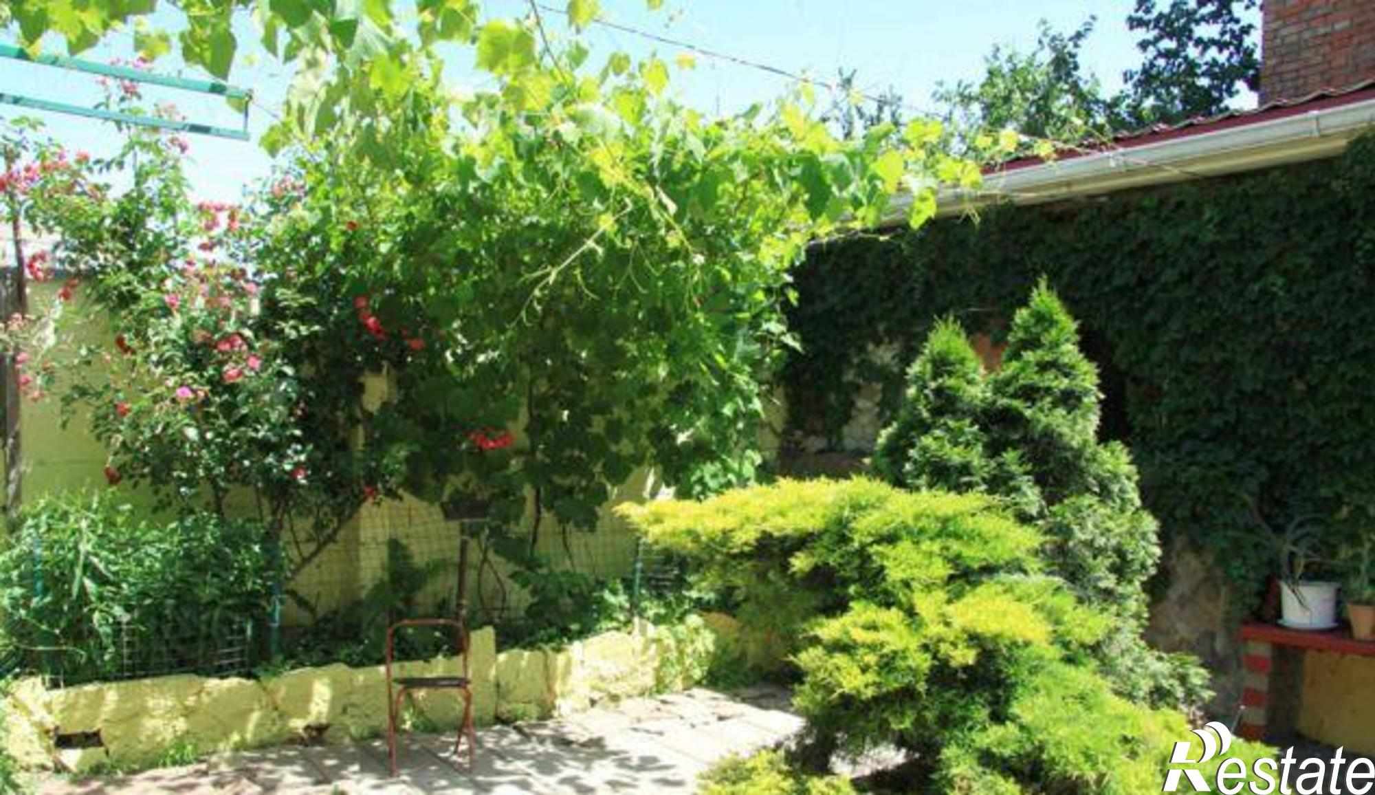 Купить дачу, дом, коттедж за 28 490 000 рублей на улица Горбачёва, 21В