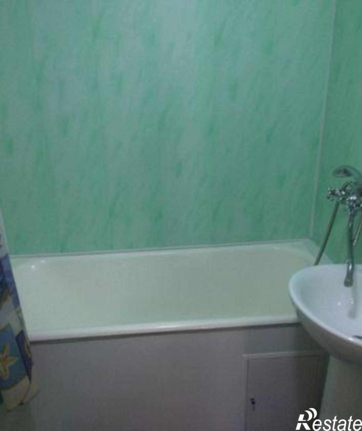 3-комн квартира проспект Королёва, 25