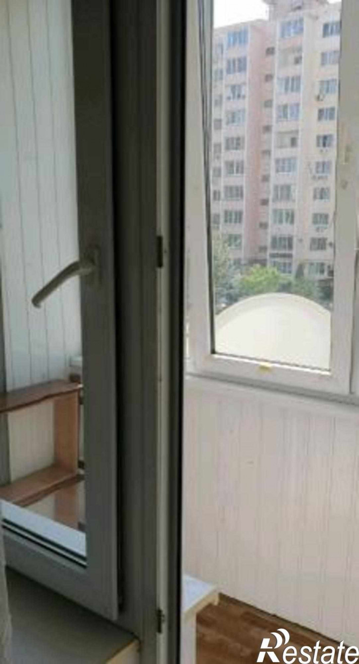 3-комн квартира улица Думенко, 15Б