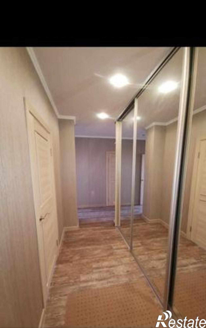 3-комн квартира проспект Шолохова, 211/1с1