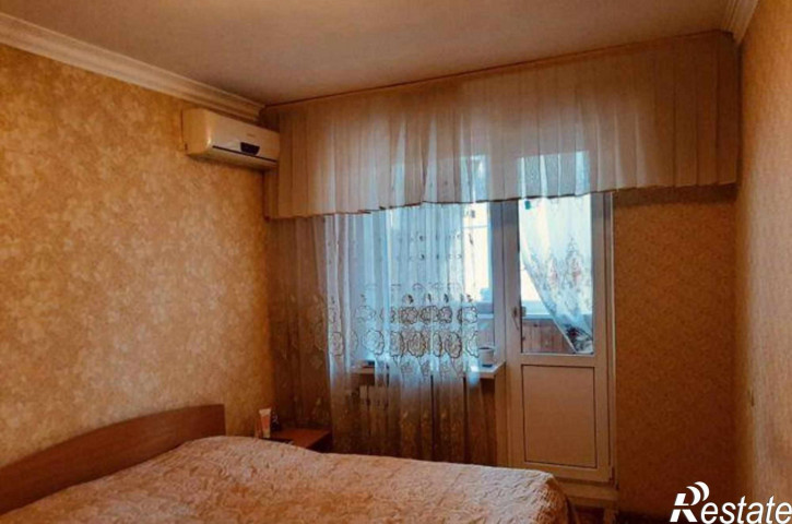 2-комн квартира улица Добровольского, 38