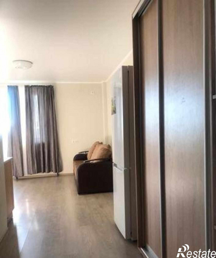 2-комн квартира улица Шаповалова, 1Вс1