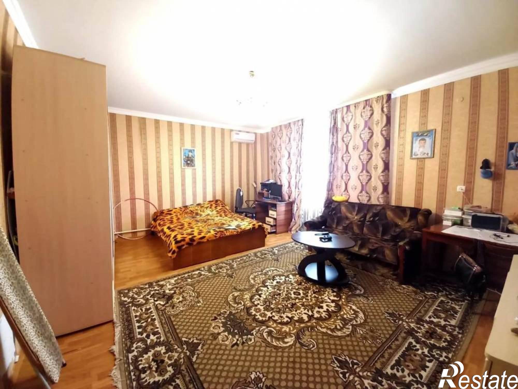 Купить дачу, дом, коттедж за 13 300 000 рублей на Выставочная ул.