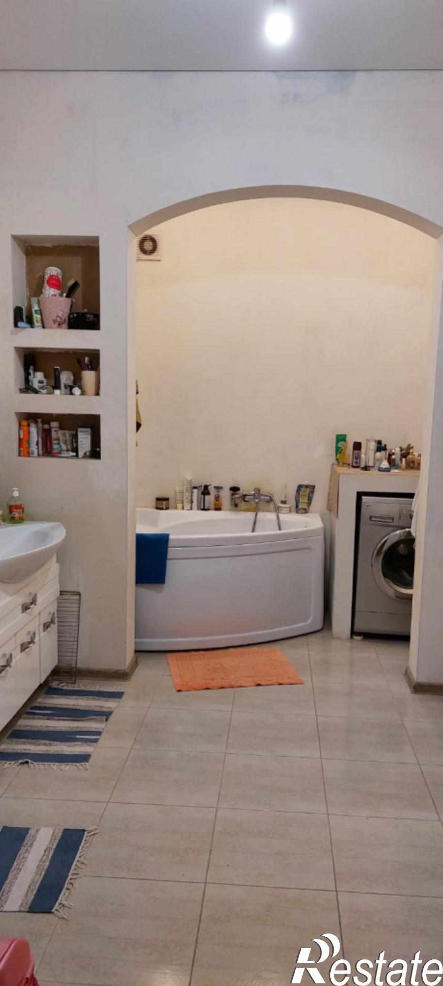 Купить дачу, дом, коттедж за 6 450 000 рублей на Саратовская ул