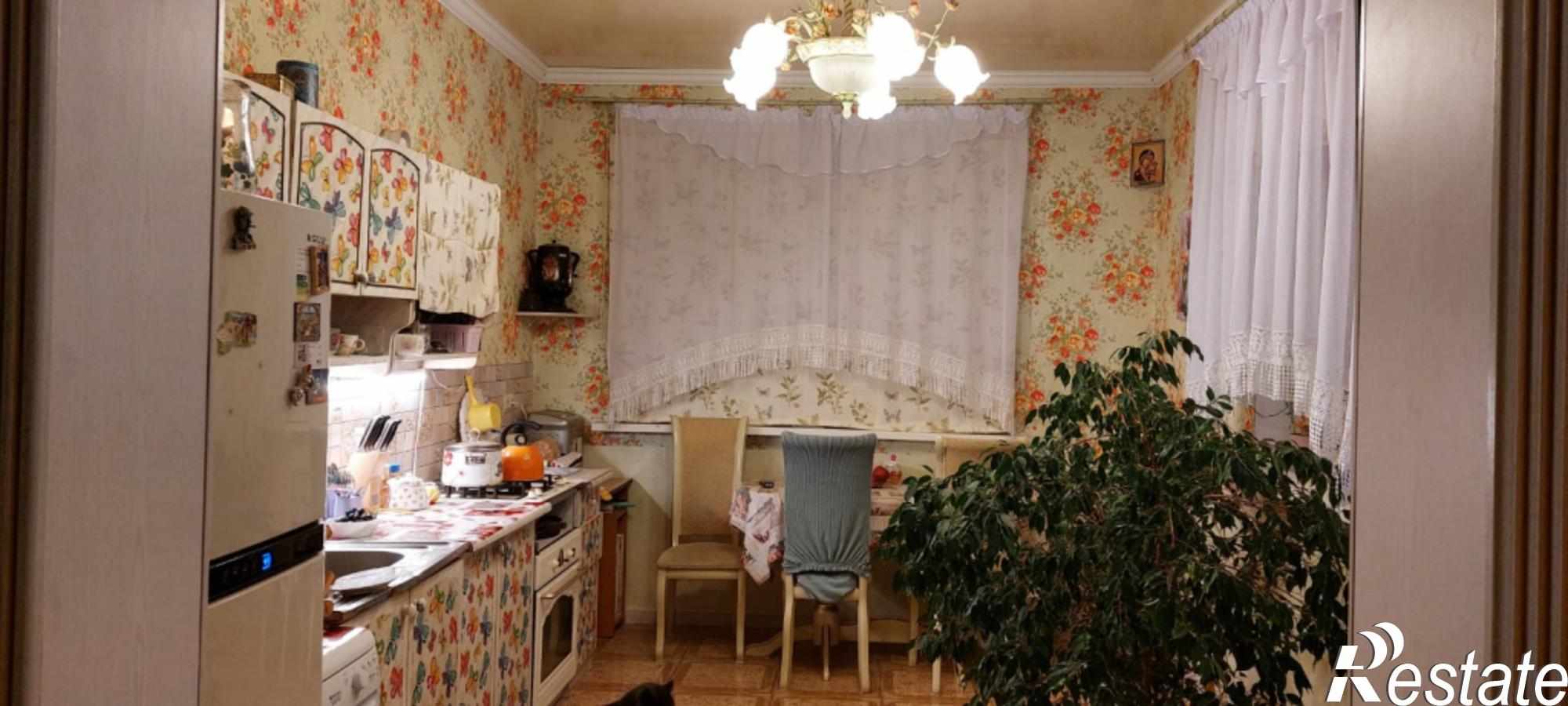 Купить дачу, дом, коттедж за 6 450 000 рублей на Саратовская ул