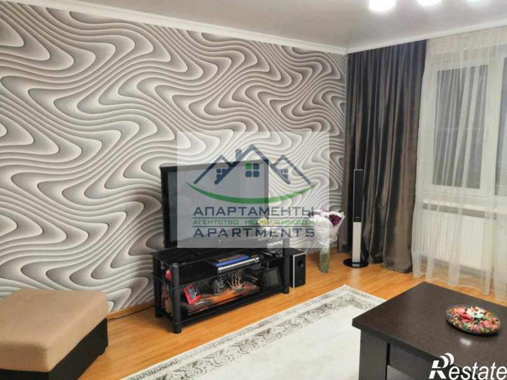 4-комн квартира Анджиевского ул, 7