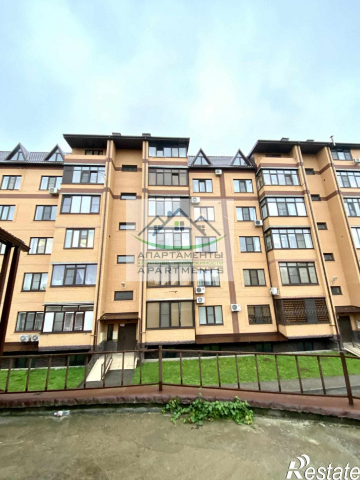 3-комн квартира Кипарисовая ул, 2к1
