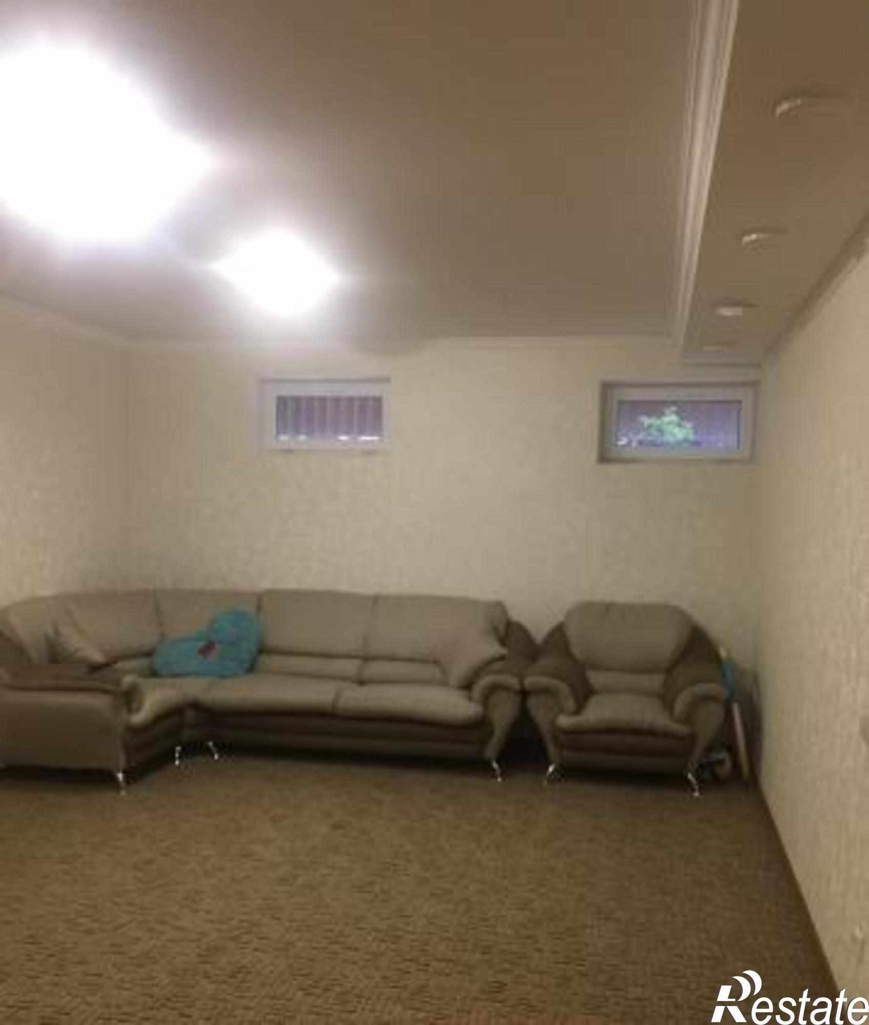 Купить дачу, дом, коттедж за 12 630 000 рублей на Орская улица, 126