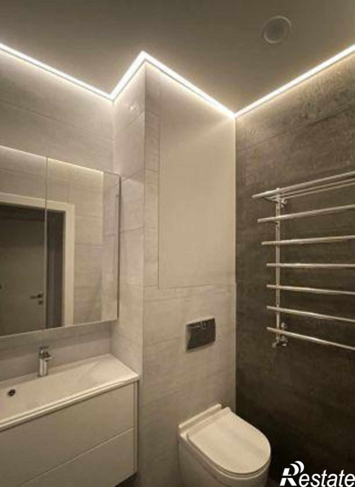 3-комн квартира проспект Сиверса, 32