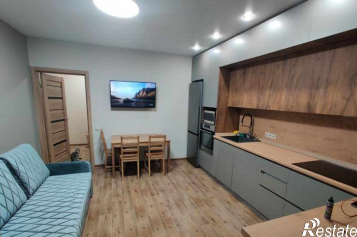 2-комн квартира улица Шаповалова, 1Вс2