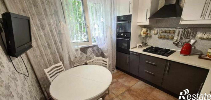 3-комн квартира улица Кривоноса, 3