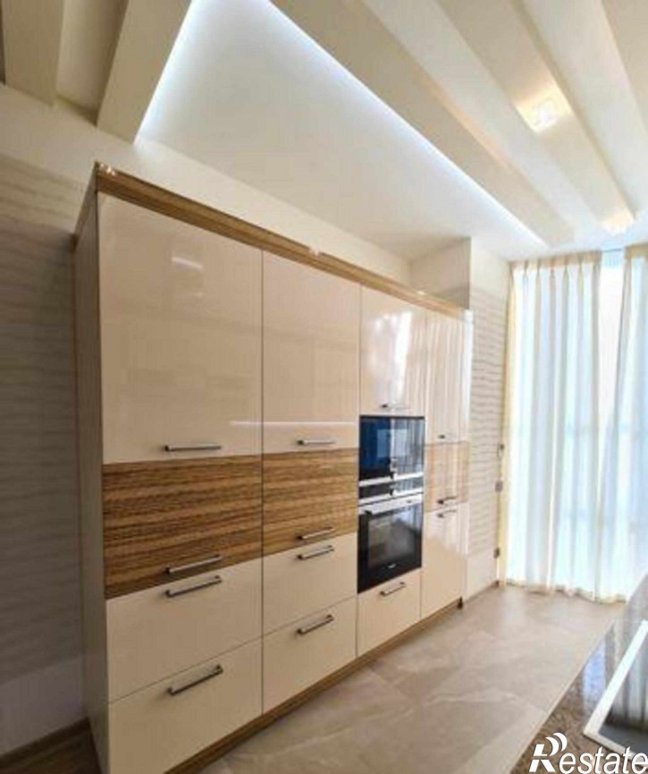 3-комн квартира в новом доме улица Суворова, 91А
