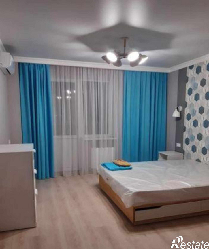3-комн квартира улица Нансена, 93с1