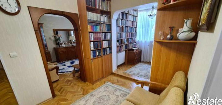 3-комн квартира улица Кривоноса, 3