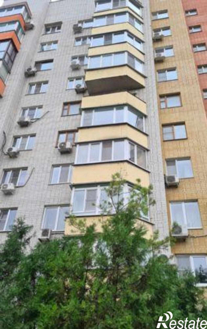 3-комн квартира улица Евдокимова, 37Г