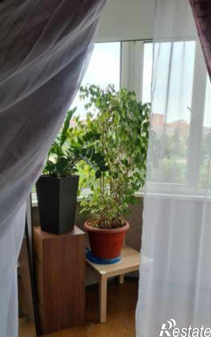 3-комн квартира улица Евдокимова, 37Г