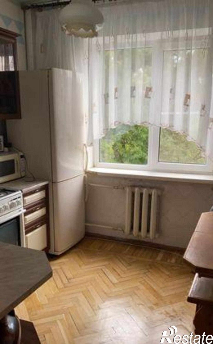 2-комн квартира проспект Космонавтов, 34/1