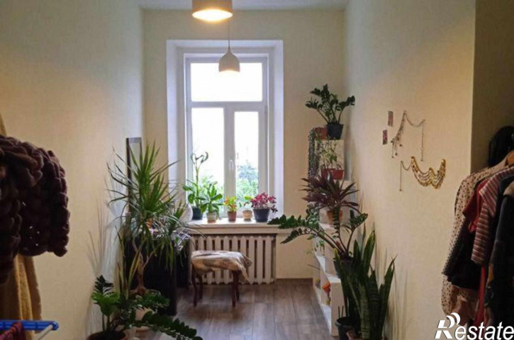 2-комн квартира улица Станиславского, 103
