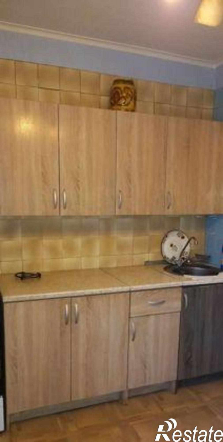 2-комн квартира проспект Королёва, 30