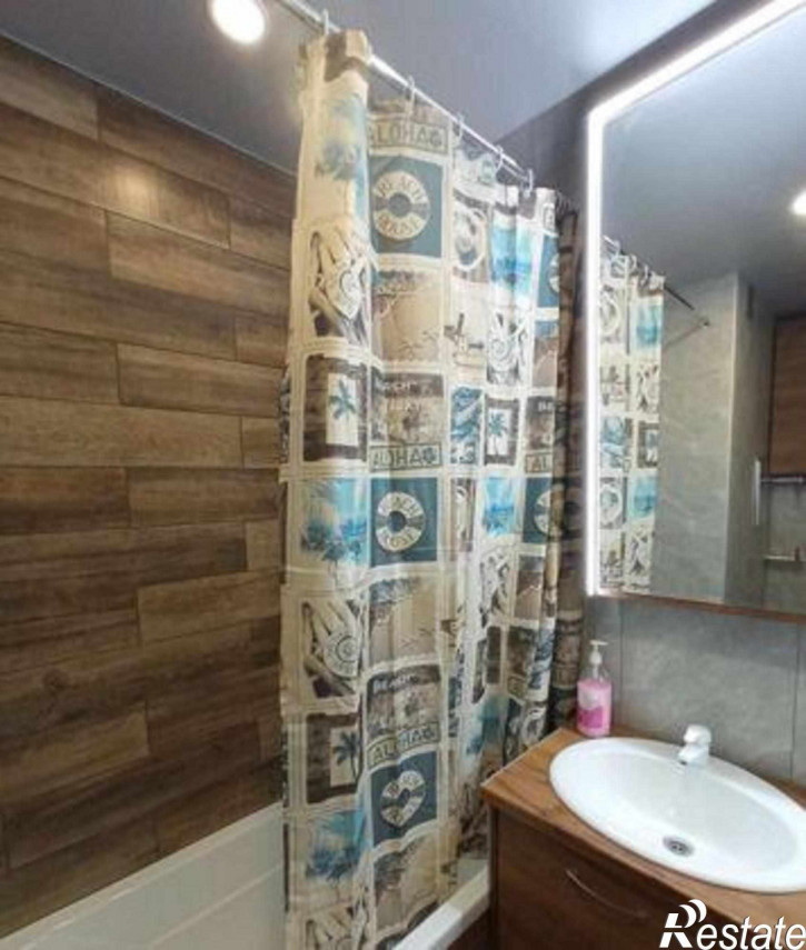 2-комн квартира улица Ткачёва, 25