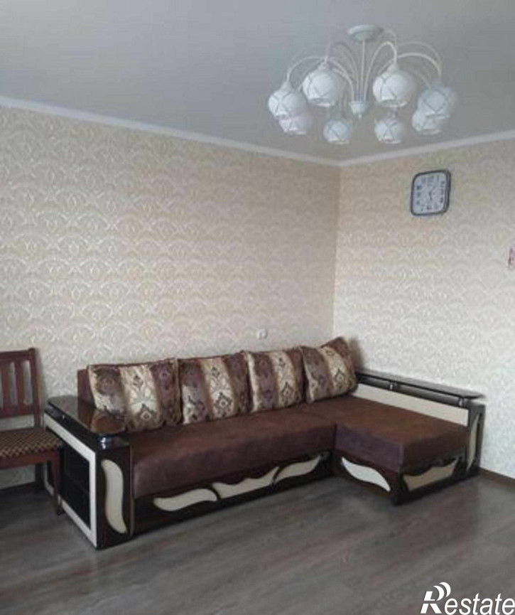 4-комн квартира Абаканская улица, 24