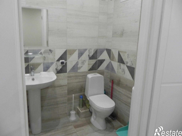 2-комн квартира больничный, 1 корп8