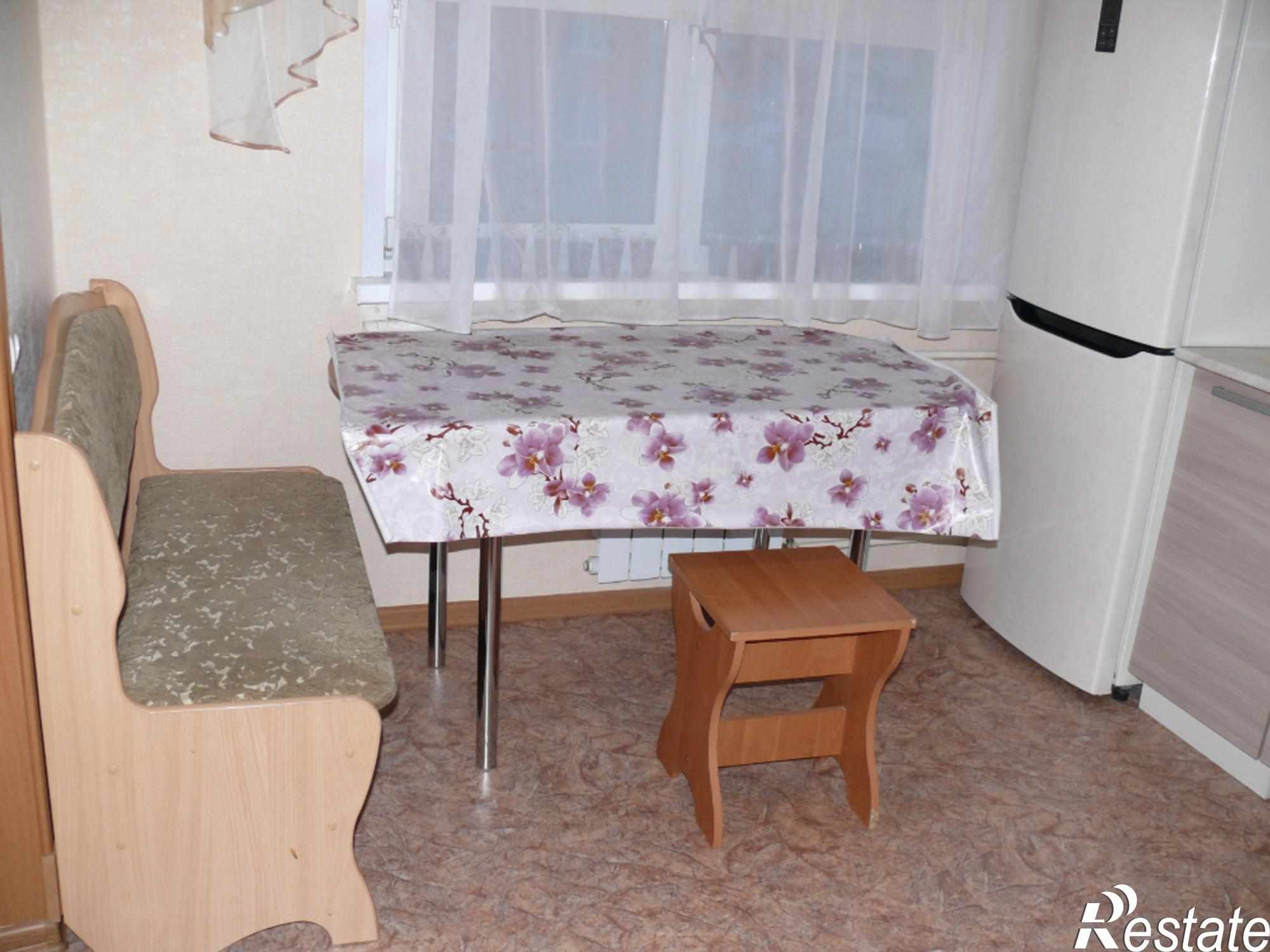Купить квартиру за 3 410 000 рублей на Бурнаковская ул., 69