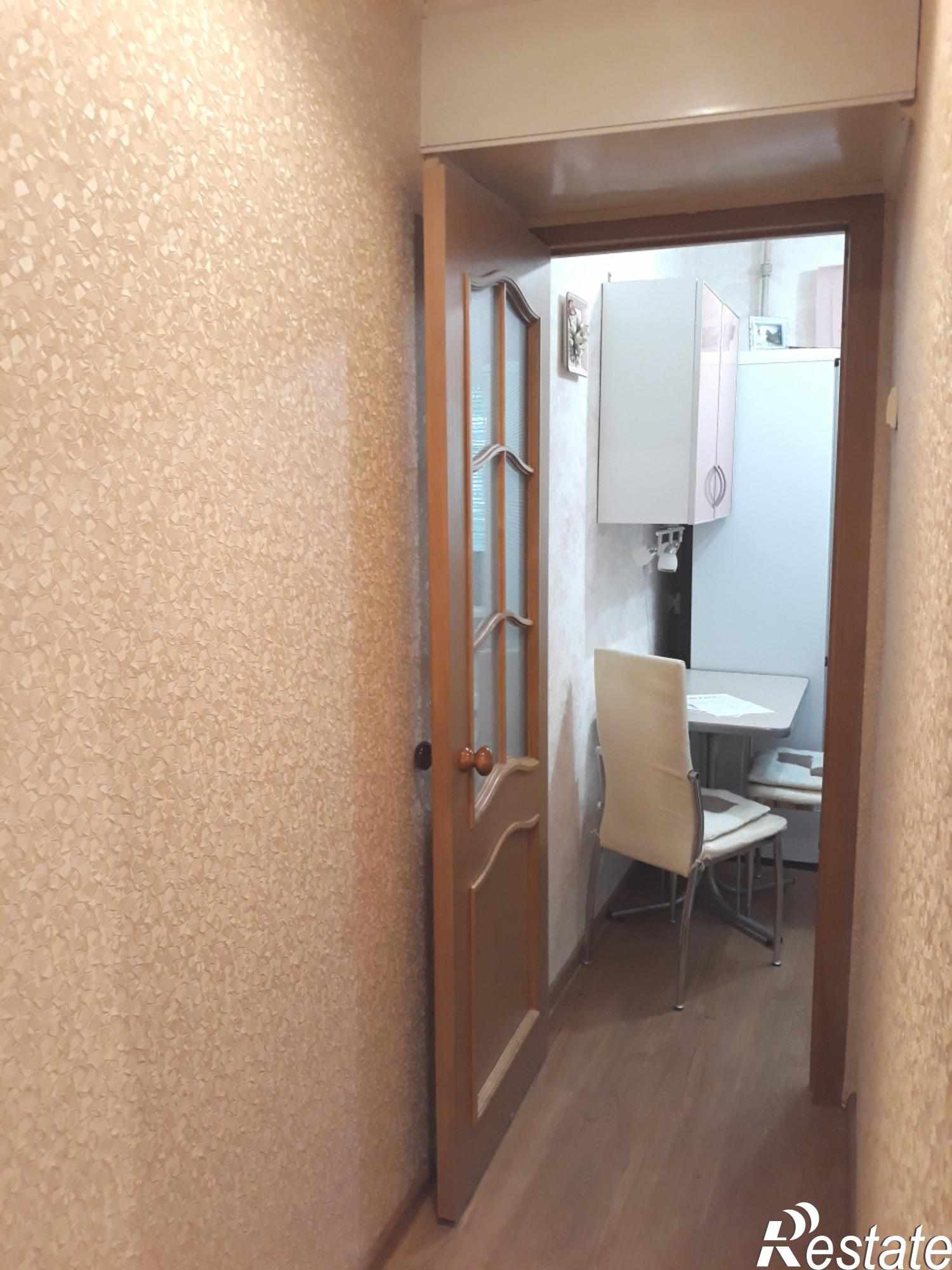 Купить квартиру за 2 380 000 рублей на Крылова ул., 2а