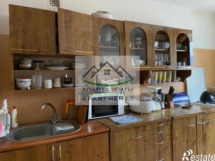 2-комн квартира Бутырина ул, 8