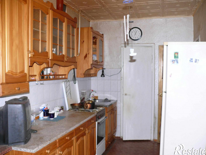 4-комн квартира Героя Шнитникова ул., 22