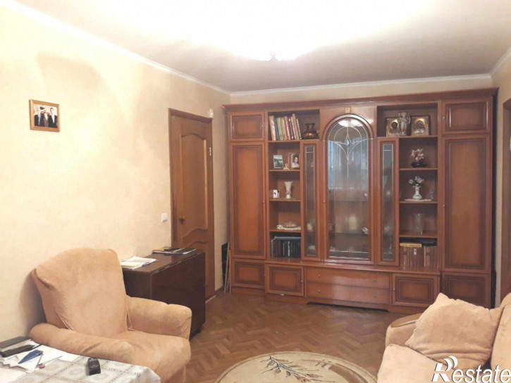 2-комн квартира Крылова ул., 2а