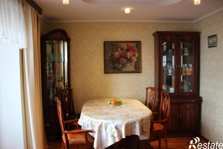 4-комн квартира Агрономическая ул., 136