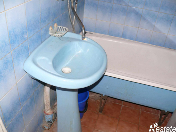 4-комн квартира Героя Шнитникова ул., 22