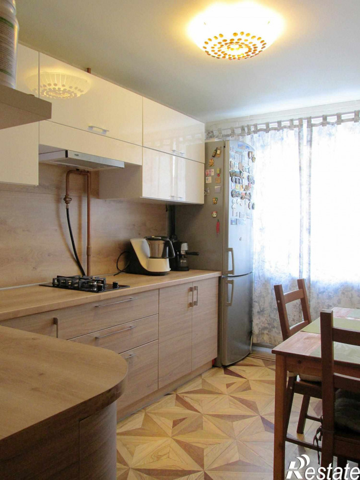3-комн квартира Верхне-Печерская ул., 7, к 2