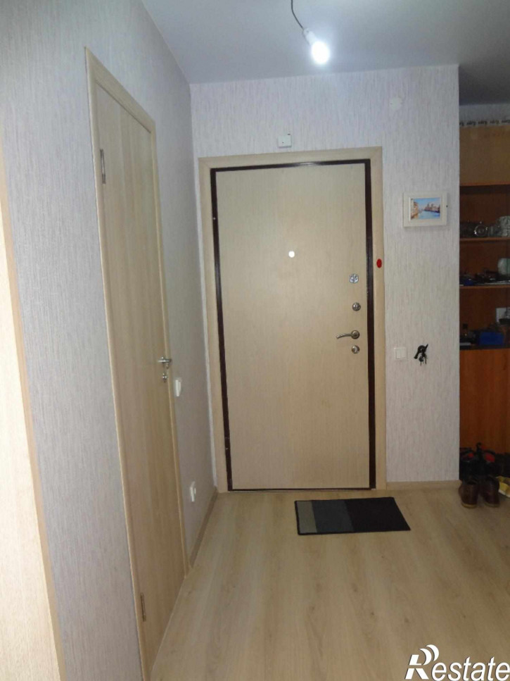 2-комн квартира Изумрудная ул., 12