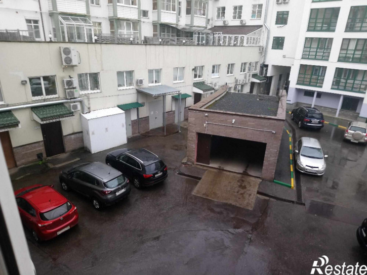 2-комн квартира Академика Блохиной ул., 3