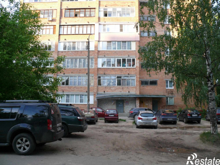 4-комн квартира Героя Шнитникова ул., 22
