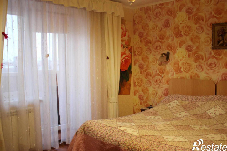 4-комн квартира Агрономическая ул., 136